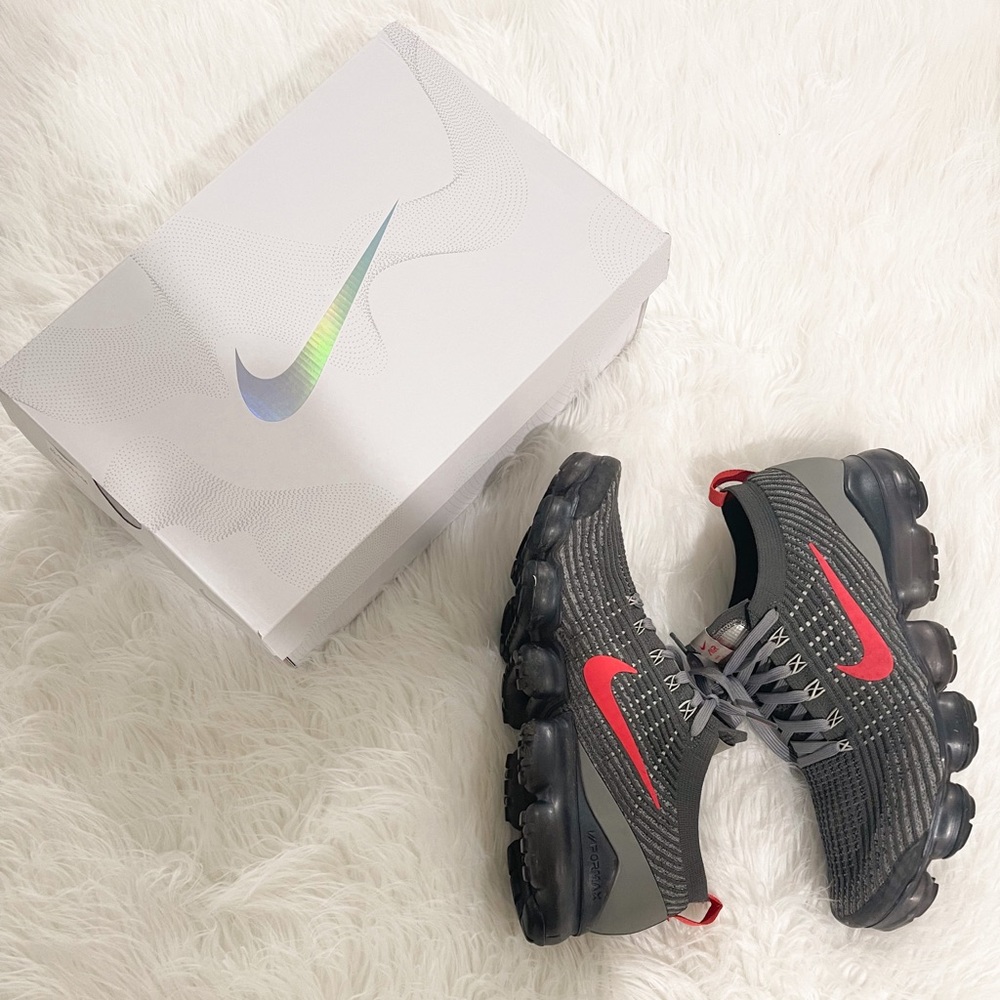 Men’s Nike vapor max